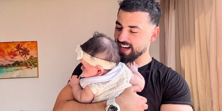 نوفل بنموسى يتمنى الموت بعد فراقه عن إبنته (صورة)