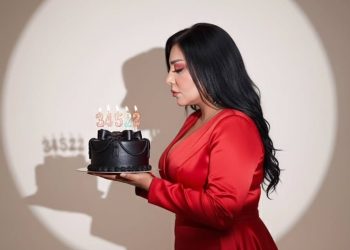 بطريقتها الخاصة..منى أسعد تحتفل بعيد ميلادها