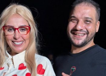 فدوى طالب تحتفل بعيد ميلادها رفقة زوجها وأصدقائها.. لحظات من الفرح والحب