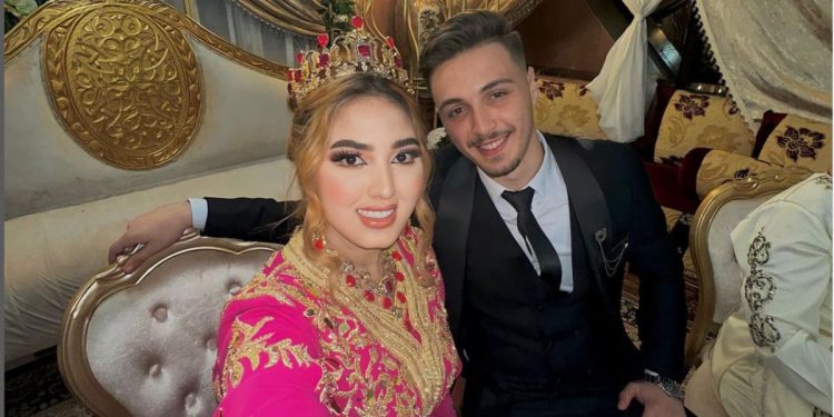 مؤثر مغربي يعتزل السوشيل ميديا في ظروف غامضة..تفاصيل
