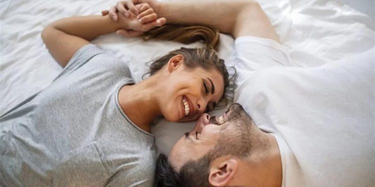 هل الجماع اليومي صحي بين الزوجين؟