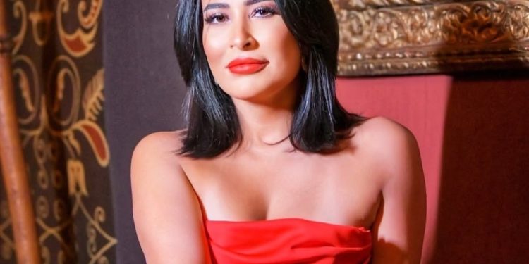 طليقة الفنان حاتم عمور تكشف المستور: “أتعرض إلى التحرش والحل هو القضاء”
