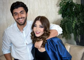 الديفا سميرة سعيد تخطف الأنظار في صور رفقة إبنها