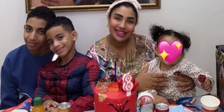 أميمة باعزية تحتفل بعيد ميلاد ابنها محمد مراد (صورة)