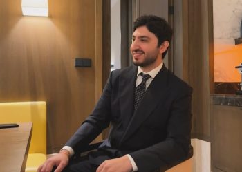 محمد شاكر يفتخر بالغناء للوطن العربي في كأس إفريقيا (فيديو)