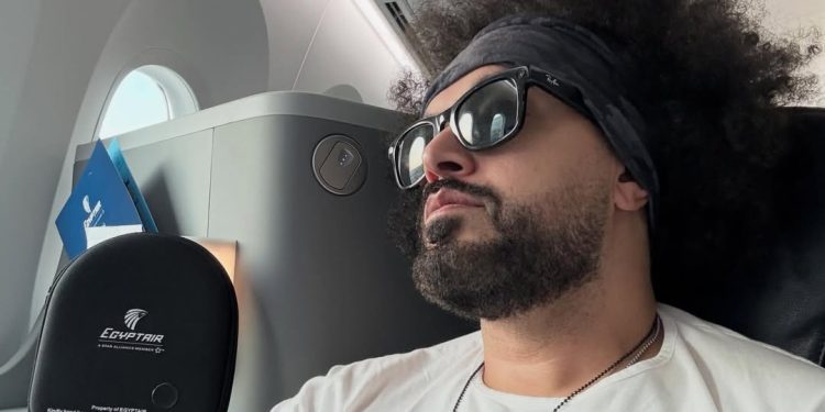 عبد الفتاح الكريني يقدم أحسن أغنية في التاريخ..تفاصيل