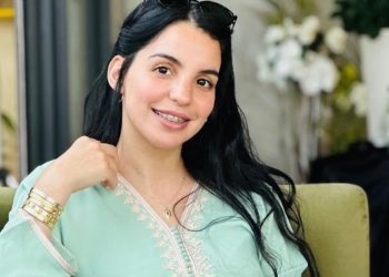 اسماء بيوتي تحن إلى بيت طفولتها (صورة)
