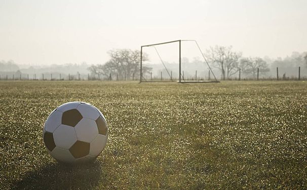 تزامنا مع كأس الأمم الإفريقية..كيف تستعد إلى مشاهدة المباريات من المدرجات في فصل الشتاء ؟
