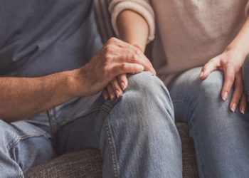 عندما يصبح الطلب اليومي للجنس تحديا زوجيا.كيف تتعامل الزوجة مع الموقف؟