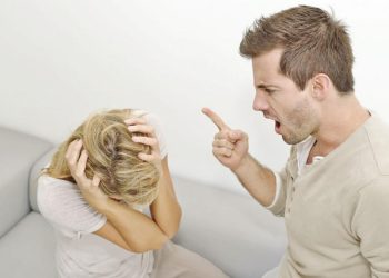 كيف يمكن التعامل مع الزوج السلطوي ؟