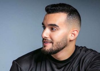 زهير بهاوي من مدرجات الرباط: “ماشي مشكل”… دعم بلا شروط لأسود الأطلس