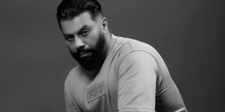 الفنان الرابور مسلم يفقد والدته..تفاصيل