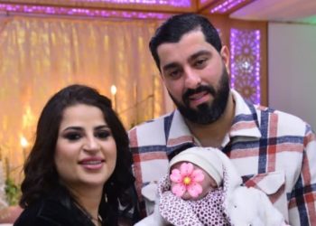فايزة الطاهيري تتغزل بزوجها
