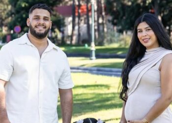 مدونة مغربية تتعرض لدعاء صادم على جنينها (صورة)