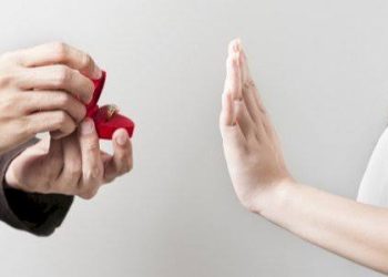 عزوف الشباب عن الزواج..مشكل العصر وما سببه ؟