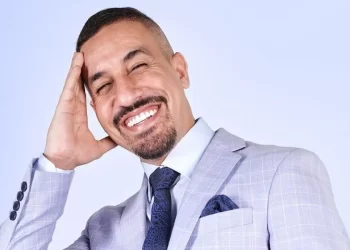 يسار لمغاري: “معمري احتفلت بعيد ميلادي أو عيد الحب”