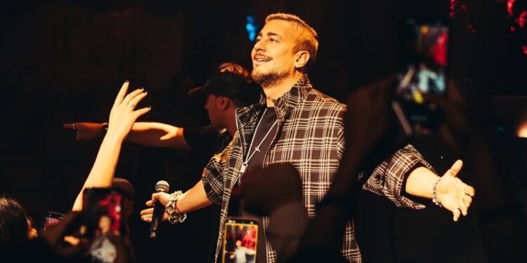 سعد لمجرد يشعل دبي بحفل جماهيري ناجح