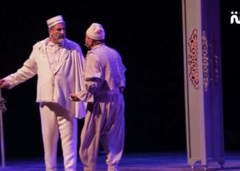 عرض مسرحية “الفيشطة” ضمن مهرجان “أجي تهضم” مع حضور جماهيري كبير جدا