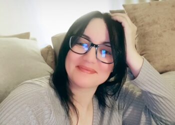سناء عكرود تشكر جمهورها وتعدهم بالعودة قريبا إلى يوتيوب