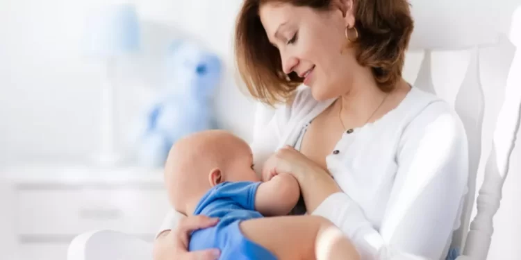 عناية المرأة النَّافِس بالحفاظ على الحليب خلال شهر رمضان