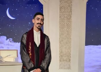 المغربي سلمان طائشة يتألق ويبلغ نصف نهائي جائزة قطر الكبرى لتلاوة القرآن