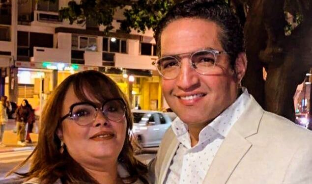 في عيد ميلادها..رسالة حب علنية من هشام الوالي إلى زوجته