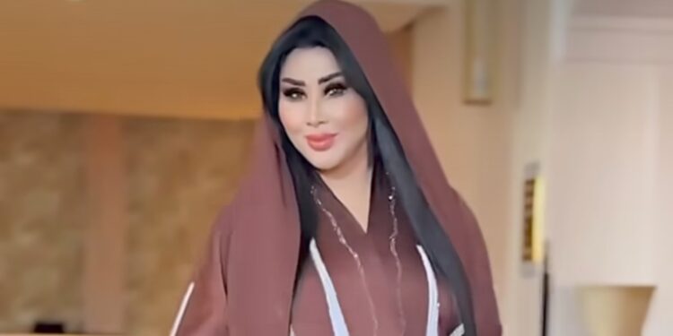 سعيدة شرف تطلق كوليكش عبايات خاص بها وتعد جمهورها بمفاجآت مميزة