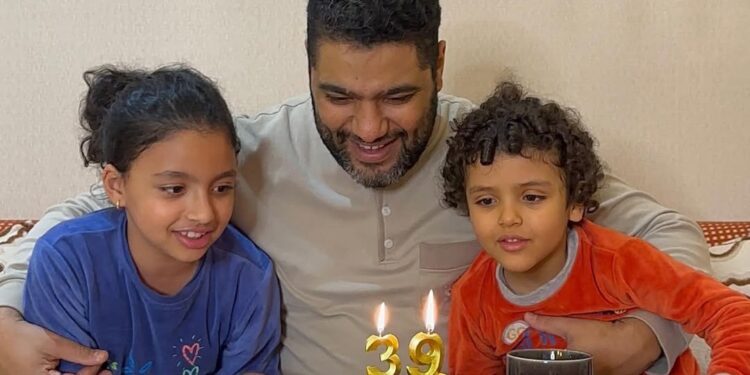 فريد غنام يحتفل بعيد ميلاده الـ39 وسط أجواء عائلية