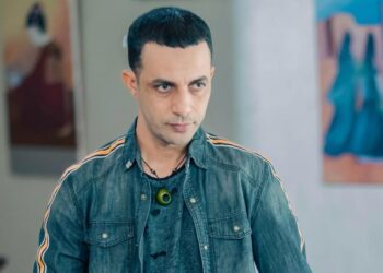 عبد الإله رشيد يثير تفاعل متابعيه بسؤال حول شخصيته في مسلسل “لبراني”