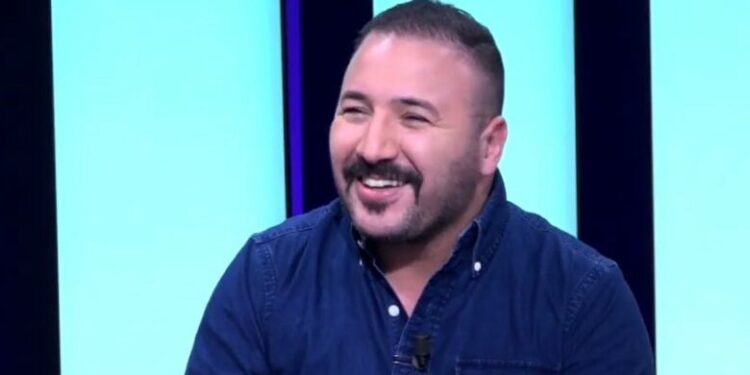 الكوميدي إيكو يوجه رسالة شكر لجمهوره بمدينة الجديدة بعد عرض ناجح