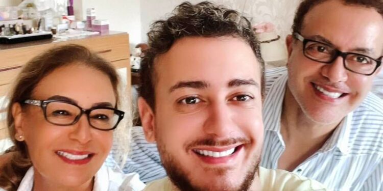 بكلمات مؤثرة..البشير عبدو يهنئ ابنه سعد لمجرد بعيد ميلاده