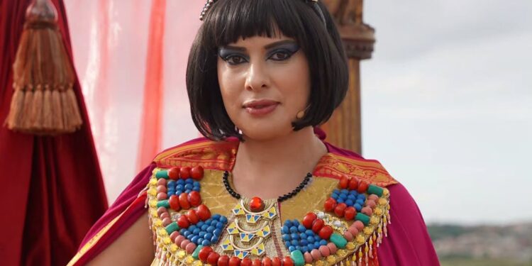 مونية لمكيمل تكشف عن مشروع فني ضخم بلمسة تاريخية..تفاصيل