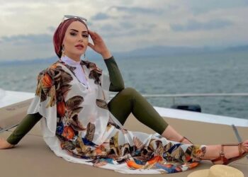 كيف أواكب موضة البوركيني سنة 2026 بإطلالة عصرية وأنيقة؟