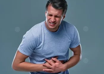 كيف أعالج مشكل الإمساك بطرق طبيعية؟