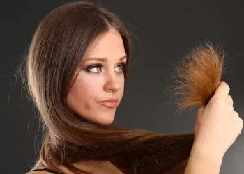 وصفات منزلية فعالة لعلاج تقصف الشعر واستعادة حيويته