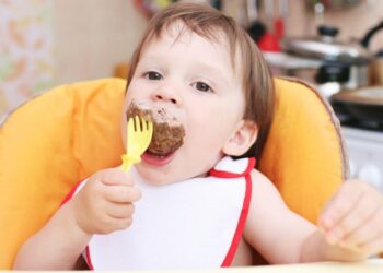 كيف أدخل لحم الخروف لطفلي بعمر سنة بطريقة صحية وآمنة؟