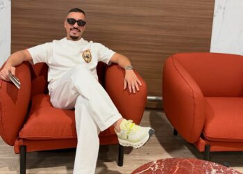 يسار لمغاري يستعد لإحياء عرضه “لمهيب” بفرنسا