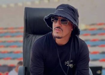 الكوميدي يسار لمغاري يستحضر والدته الراحلة في أربعينية تزامنت مع عيد الأضحى