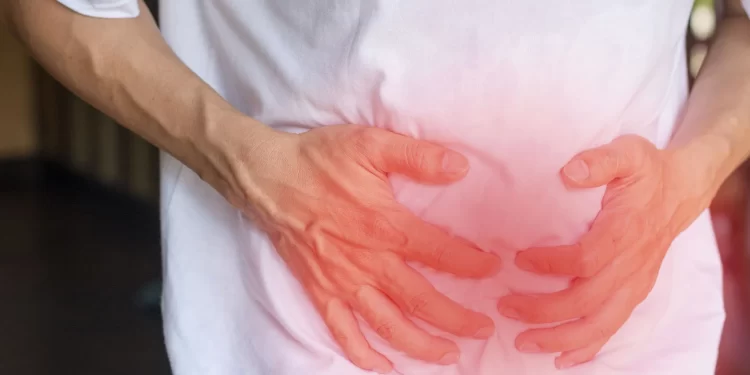 كيف أتخلص من مشكل الغازات بطرق منزلية؟
