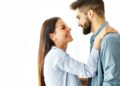 كيف أستعرض جمالي أمام زوجي كل يوم؟ خطوات بسيطة تعزز الأنوثة وتجدد العلاقة الزوجية