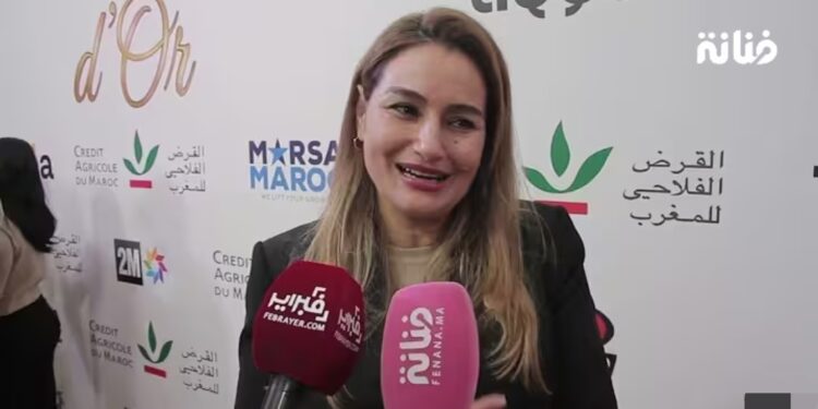 نجاة الوافي تكشف عن جديدها الفني: “فرحانا نتقاسموا معكم/ علاقتي قليلة بمواقع التواصل الإجتماعي راني شارفة”