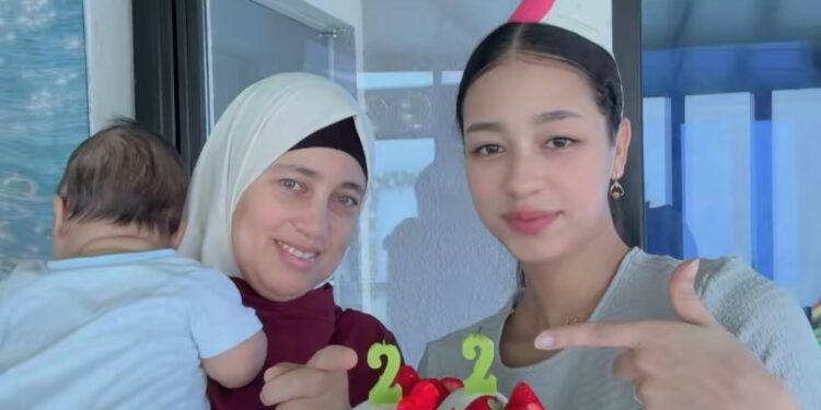 أحلام كيم تحتفل بعيد ميلادها الـ22 وسط أجواء عائلية مميزة
