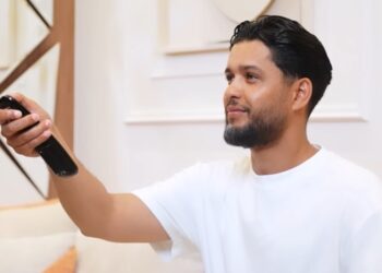 علاء الدين إوبراهيم يزف خبر حمل زوجته خولة كوين لمتابعيه