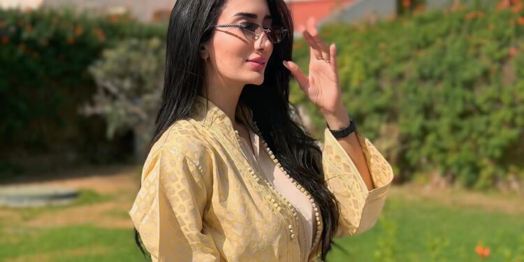 شروق الشلواطي تحتفل بعيد ميلادها وسط أجواء عائلية مفعمة بالحب والفرح