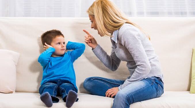 كيف أحوّل عصبيتي إلى هدوء مع ابني؟ خطوات عملية لبناء علاقة أكثر دفئًا