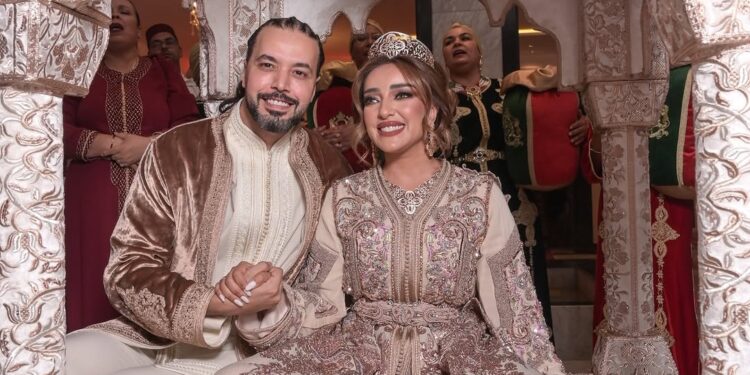 الكريني يحتفل بذكرى زواجه من جميلة البدوي برسالة رومانسية
