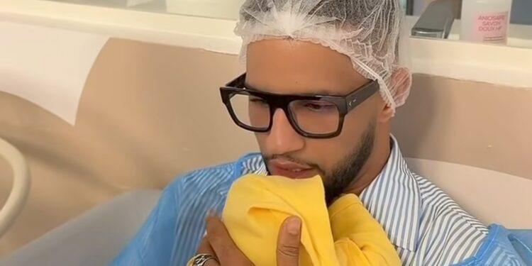 ماروكينو يوجه رسالة مؤثرة إلى مولوده الجديد: «سبب جديد يعيش عليه قلبي»
