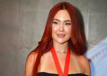 “ميدالية” تجمع خولة بنعمران ولازارو تحت إشراف “KER FACTOR”