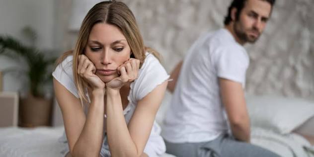 كيف تتجاوزين مشاكلك التواصلية مع زوجك؟