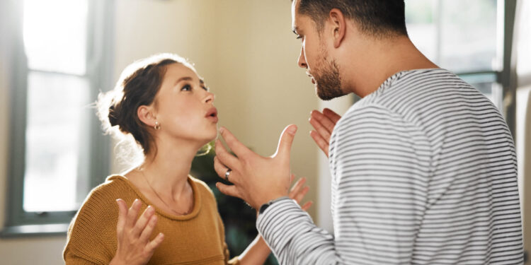 كيف أحافظ على زواجي بعد أزمة ثقة؟